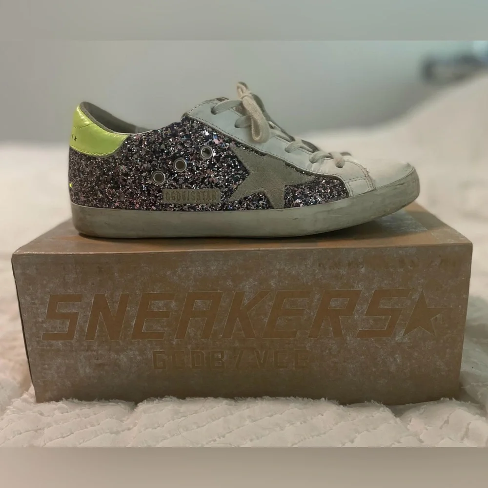 Women's Super-Star - Picture 2 of 5